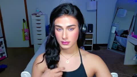 Snapshot of sexylatinboy777 chatting on April 2026 10:07:02 AM JC online show from April 2026 10:07:02 AM