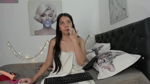 laura online show from February 2025 05:29:01 PM