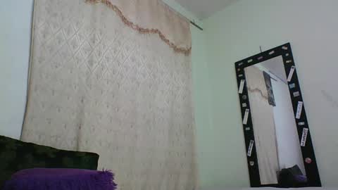 Sexy leon online show from April 2026 07:00:01 PM