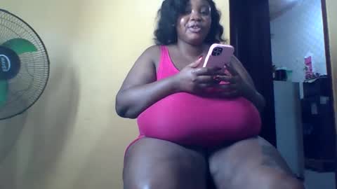 sexylo52 online show from May 2026 07:01:01 PM