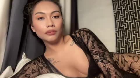 maxine online show from May 2026 07:21:02 PM