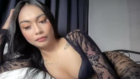 maxine online show from June 2026 03:06:02 PM