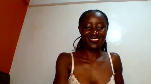 sexylucia5 online show from May 2026 10:40:02 PM