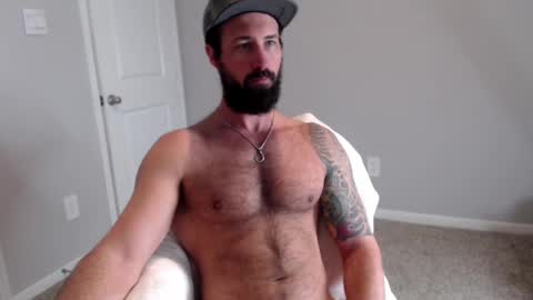 Snapshot of sexymanmk26 chatting on February 2025 05:35:01 PM lets go private im ready to play pvt cum online show from February 2025 05:35:01 PM
