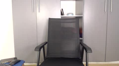 Melina online show from May 2026 12:44:02 PM