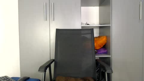 Melina online show from July 2026 09:27:01 AM
