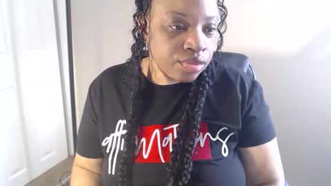 Snapshot of sexymona1218 chatting on May 2026 11:26:02 AM SexyMona online show from May 2026 11:26:02 AM