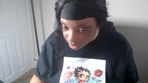 Snapshot of sexymona1218 chatting on May 2026 01:50:02 PM SexyMona online show from May 2026 01:50:02 PM