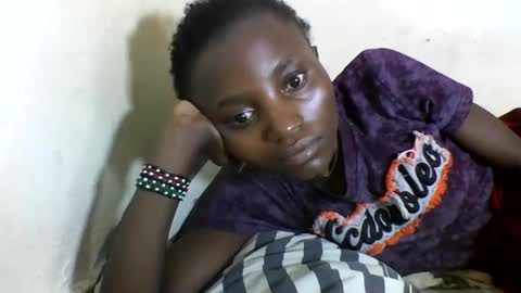 VIVIAN online show from February 2025 12:36:01 PM