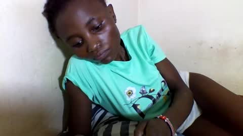 VIVIAN online show from March 2025 12:11:02 PM