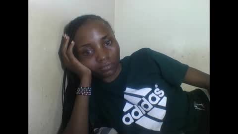 VIVIAN online show from March 2025 05:29:01 PM