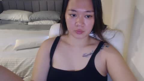 Snapshot of sexypenguin13 chatting on December 2024 08:14:02 AM sexypenguin13 online show from December 2024 08:14:02 AM