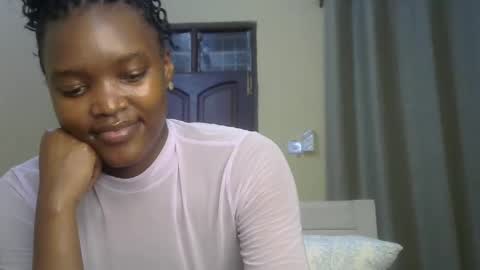 Snapshot of sexypetite_lee chatting on January 2025 04:58:02 AM Lee online show from January 2025 04:58:02 AM