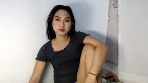 sexypetiteraine online show from June 2026 11:36:01 AM