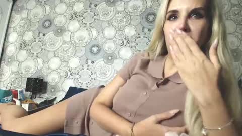 SexyQueenNina online show from November 2025 10:34:01 PM