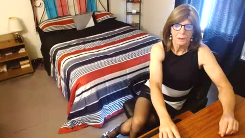 sexysindey79 online show from June 2026 12:59:01 PM