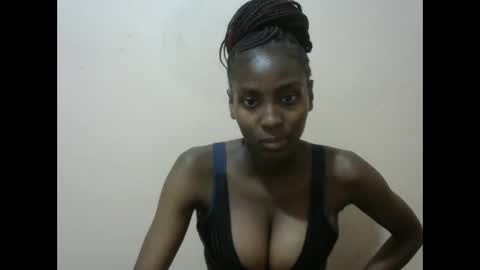 Snapshot of sexytinyy chatting on May 2026 09:00:02 PM maria online show from May 2026 09:00:02 PM