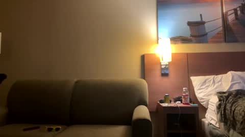 Smooth bi guy online show from December 2024 05:34:01 AM