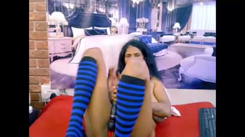 sexyva4u2luv online show from April 2026 12:35:02 AM