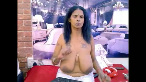 sexyva4u2luv online show from May 2026 06:41:02 AM
