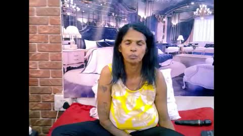 sexyva4u2luv online show from May 2026 06:16:01 PM