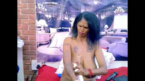 sexyva4u2luv online show from June 2026 09:49:01 PM