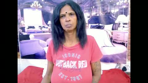 sexyva4u2luv online show from June 2026 06:10:01 PM