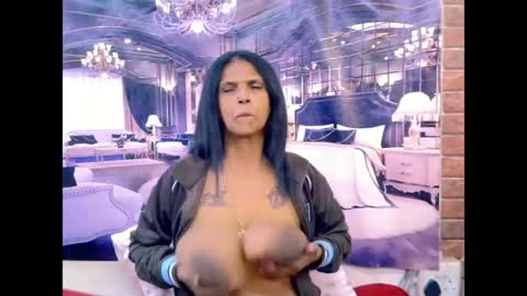 sexyva4u2luv online show from June 2026 06:45:01 AM