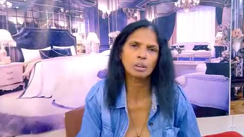 sexyva4u2luv online show from July 2026 06:22:02 AM