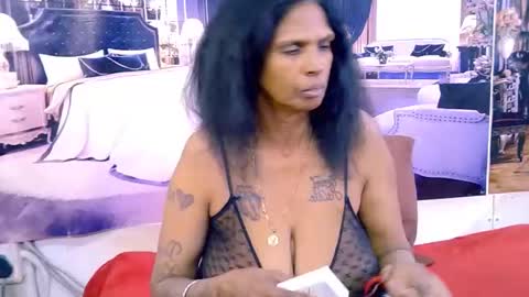 sexyva4u2luv online show from July 2026 06:38:02 PM