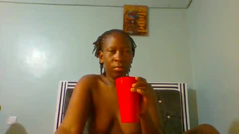 VIVIAN online show from February 2025 07:18:02 AM