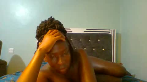 VIVIAN online show from March 2025 10:14:02 AM