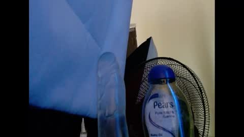 Blue online show from February 2025 03:58:02 PM