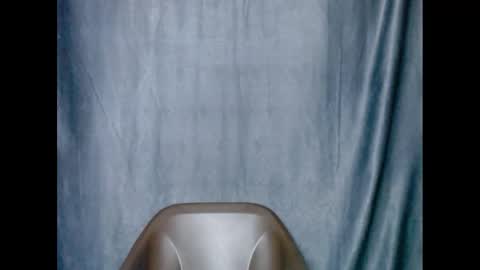 Blue online show from February 2025 07:03:01 PM