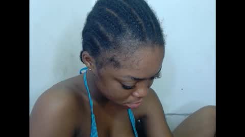 Snapshot of sexyxmilfx chatting on February 2026 11:28:01 PM sexyxmilfx online show from February 2026 11:28:01 PM