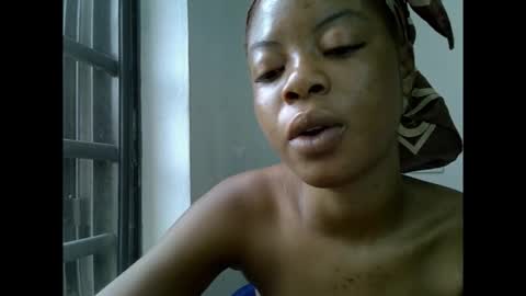 sexyxpeach online show from December 2025 08:34:01 AM