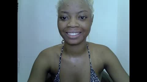 sexyxpeach online show from January 2026 04:44:01 PM