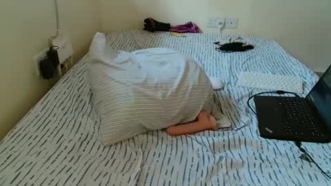 Janey online show from February 2025 12:32:01 PM