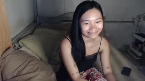 sexyymiya online show from April 2026 02:20:01 PM