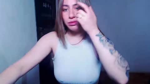 Yuliia online show from May 2026 06:33:01 AM