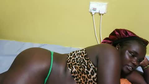 Zella online show from April 2026 04:59:02 PM