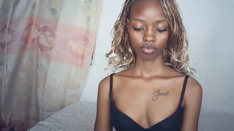 Snapshot of sexyzuriel chatting on March 2026 09:45:01 AM sexyzuriel online show from March 2026 09:45:01 AM