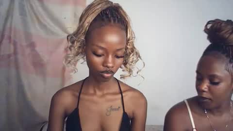 Snapshot of sexyzuriel chatting on March 2026 10:31:02 AM sexyzuriel online show from March 2026 10:31:02 AM