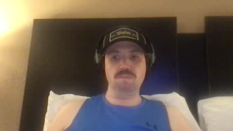 Snapshot of sfgiants1982 chatting on November 2025 03:28:01 AM sfgiants1982 online show from November 2025 03:28:01 AM