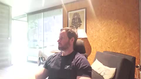 shad0w_hunter online show from October 2025 01:56:02 PM