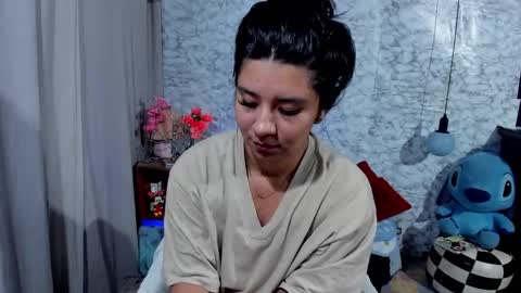 Snapshot of shaden_1 chatting on October 2025 11:04:02 PM Liz online show from October 2025 11:04:02 PM