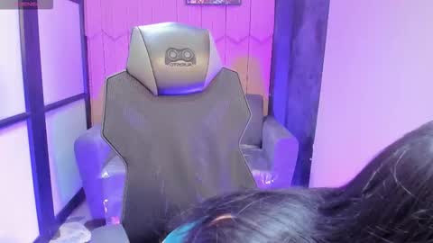 Snapshot of shaden_1 chatting on February 2026 09:52:02 PM Liz online show from February 2026 09:52:02 PM