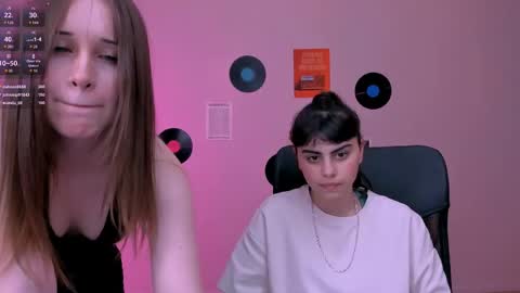 shadow_kiss online show from May 2026 02:45:01 PM