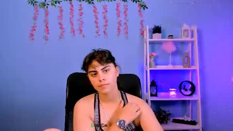 shadow_kiss online show from July 2026 01:19:01 AM