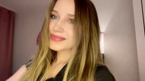 shadowkissss online show from June 2026 06:51:01 PM